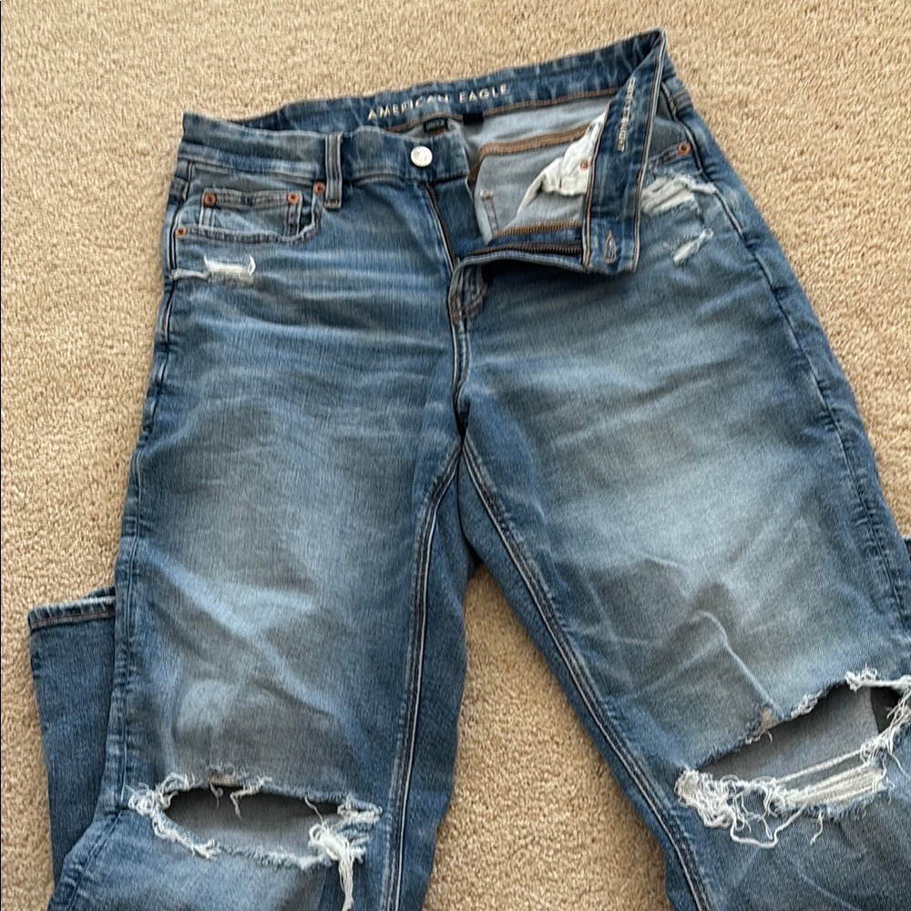 American Eagle Distressed Blue Jeans